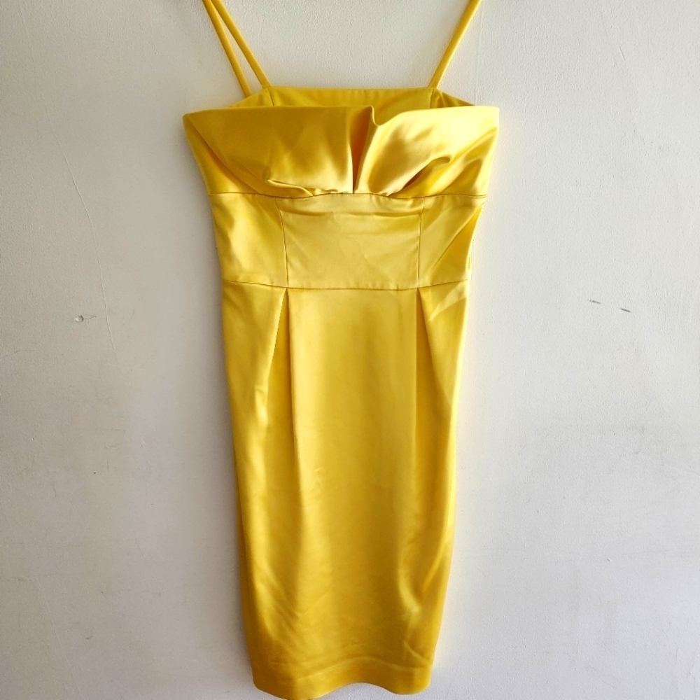 Chetta B Yellow Satin Spaghetti Strap Midi Bridesmaid or Prom Dress Size 2